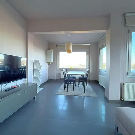 Stylish With Bosphorus View In Besiktas Apartment *